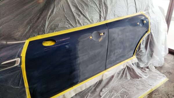 ニッサン キューブ リサイクルパーツドア交換 BMWミニ ドアパネル鈑金塗装